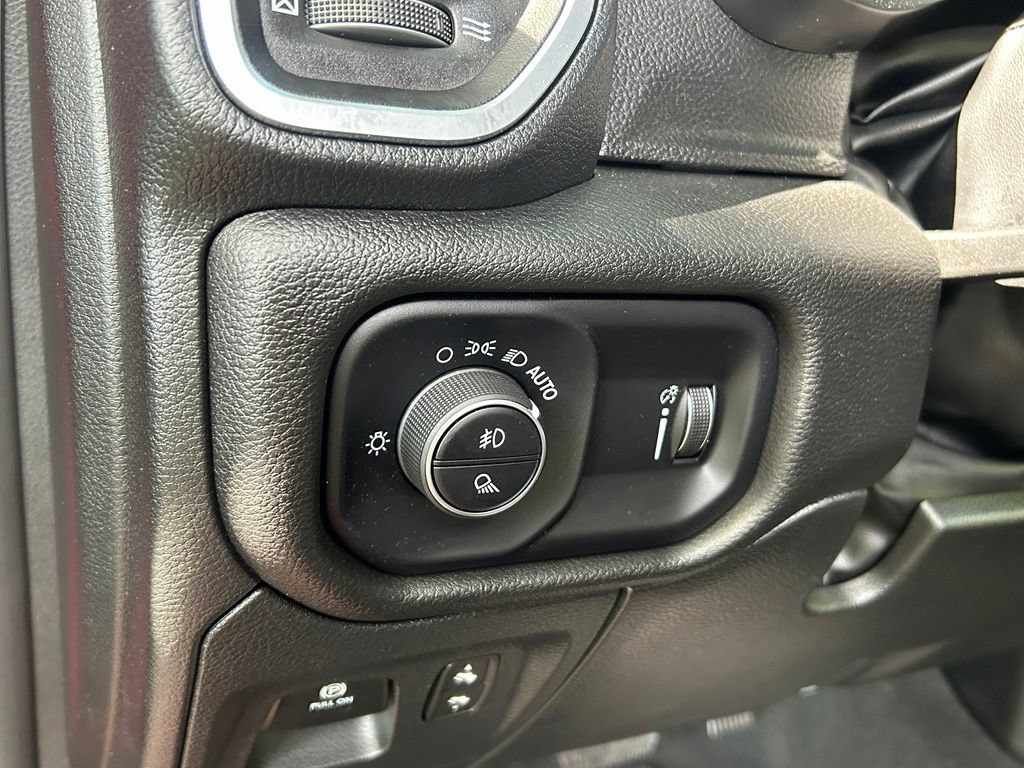 Used 2024 RAM 1500 Big Horn RWD image 20