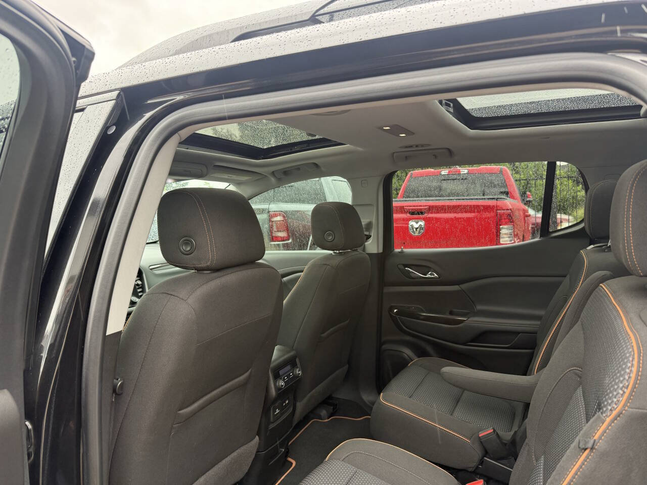 Used 2020 GMC Acadia AT4 w/ GMC Pro Grade Package AWD/4WD image 12