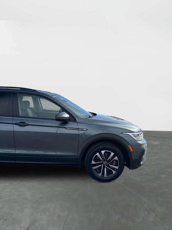 Used 2024 Volkswagen Tiguan S image 4