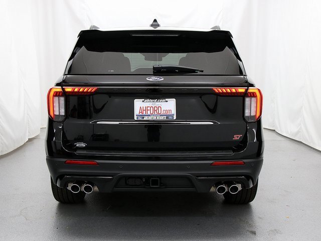 New 2026 Ford Explorer ST image 6