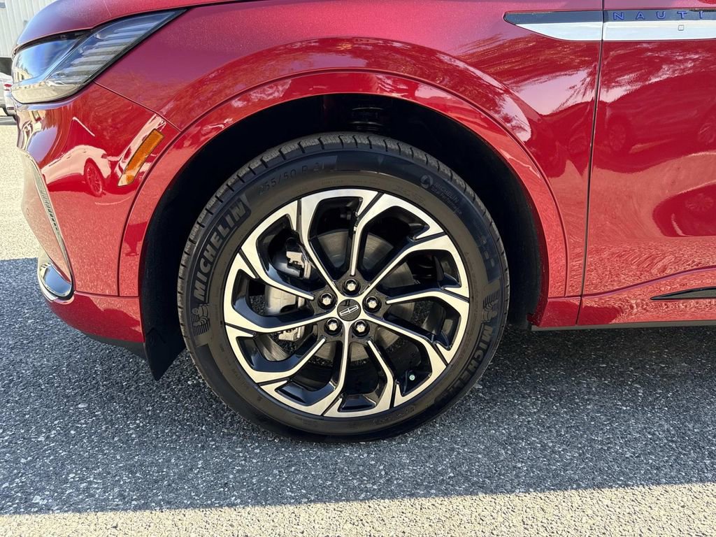 New 2026 Lincoln Nautilus Reserve image 10