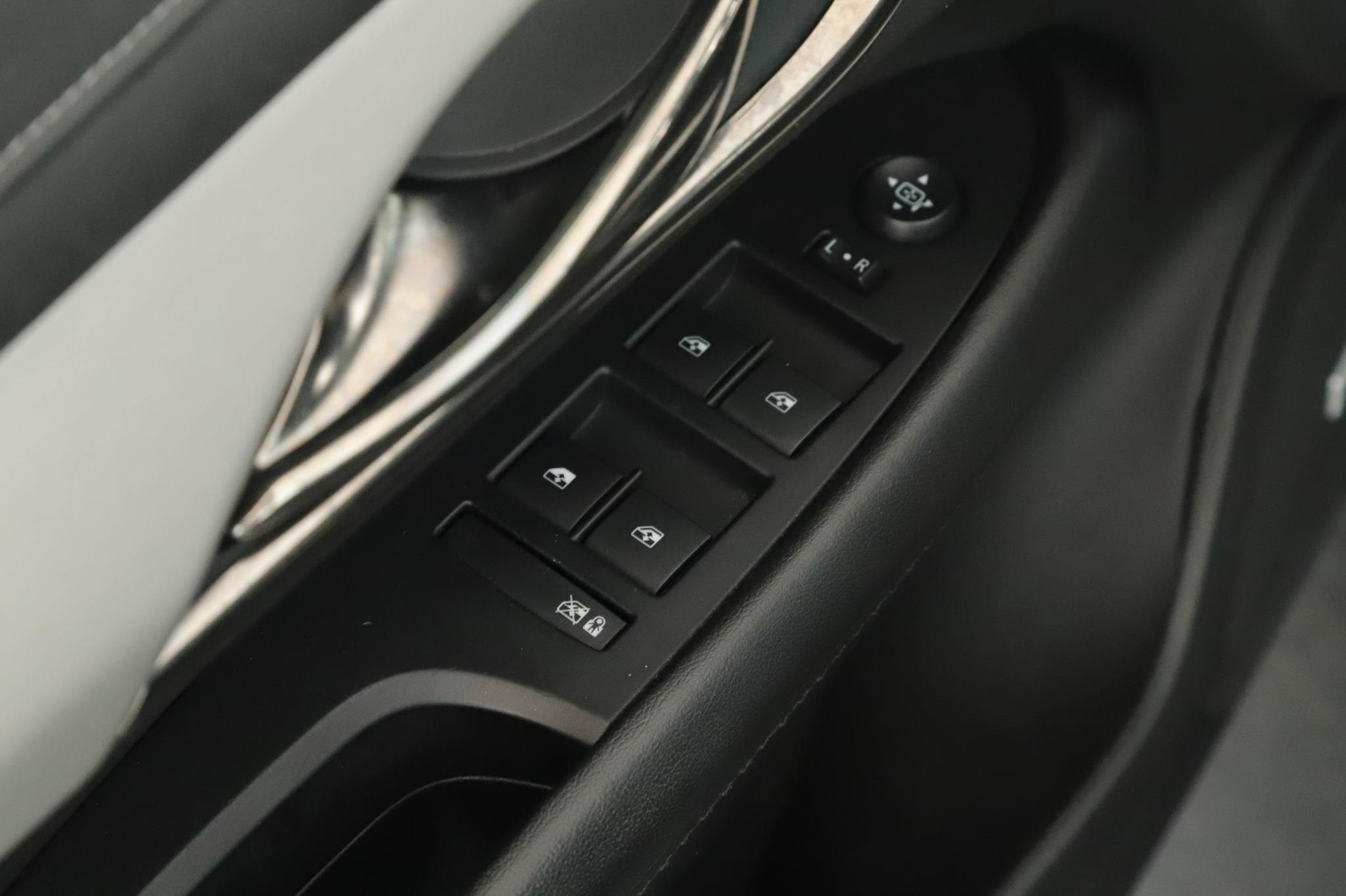 Used 2018 Cadillac ATS Premium Luxury AWD/4WD image 7