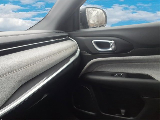 Used 2023 Jeep Compass Latitude w/ Sun and Sound Group image 21