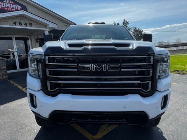 Used 2020 GMC Sierra 2500 AT4 w/ AT4 Premium Package AWD/4WD image 2