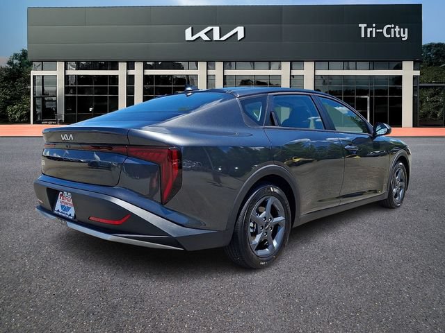 New 2026 Kia K4 FWD image 4