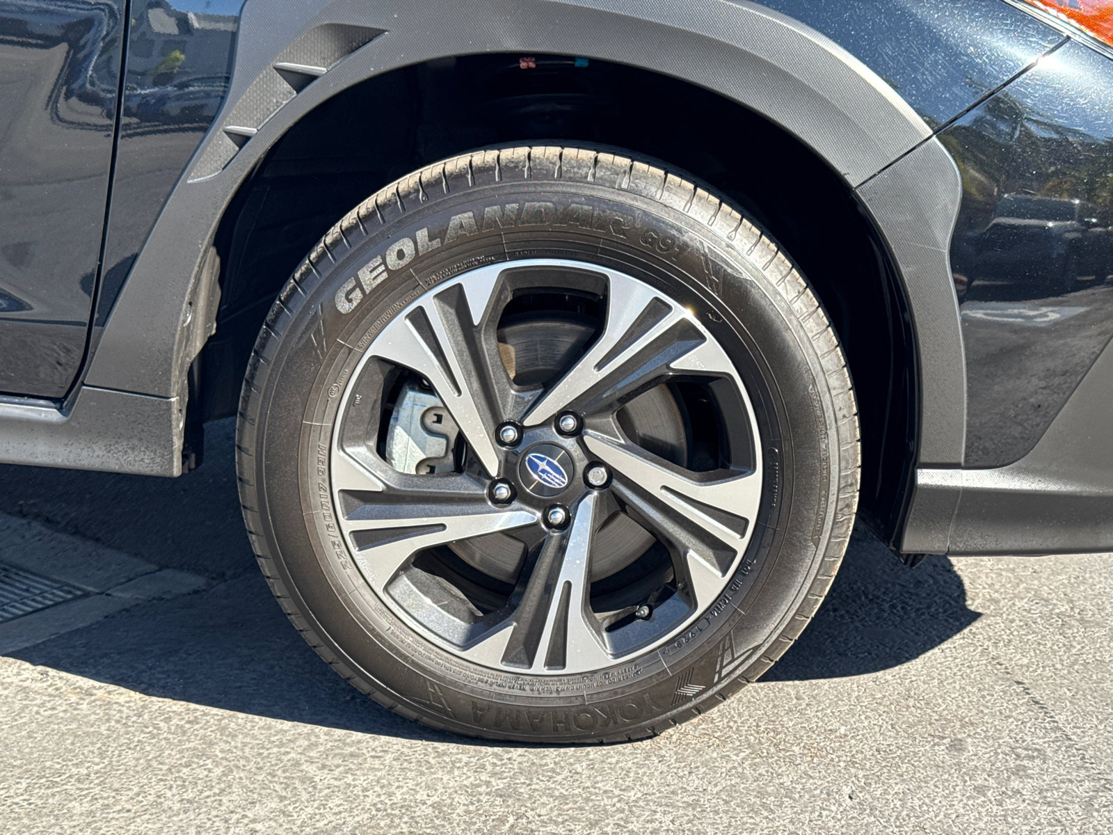 Certified 2025 Subaru Crosstrek 2.5i Premium AWD/4WD image 4