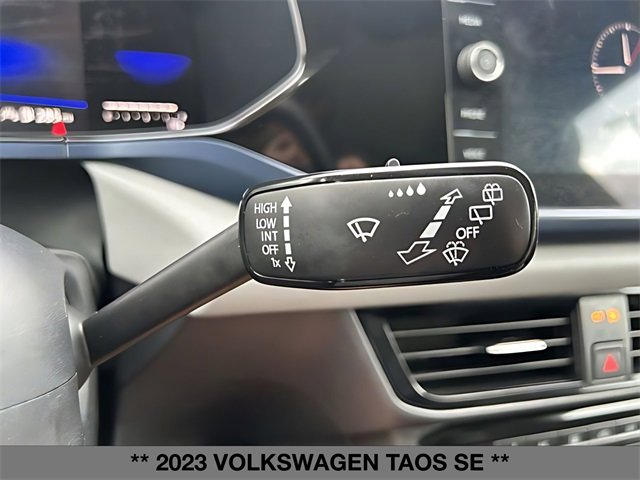 Used 2023 Volkswagen Taos SE w/ Panoramic Sunroof Package image 26