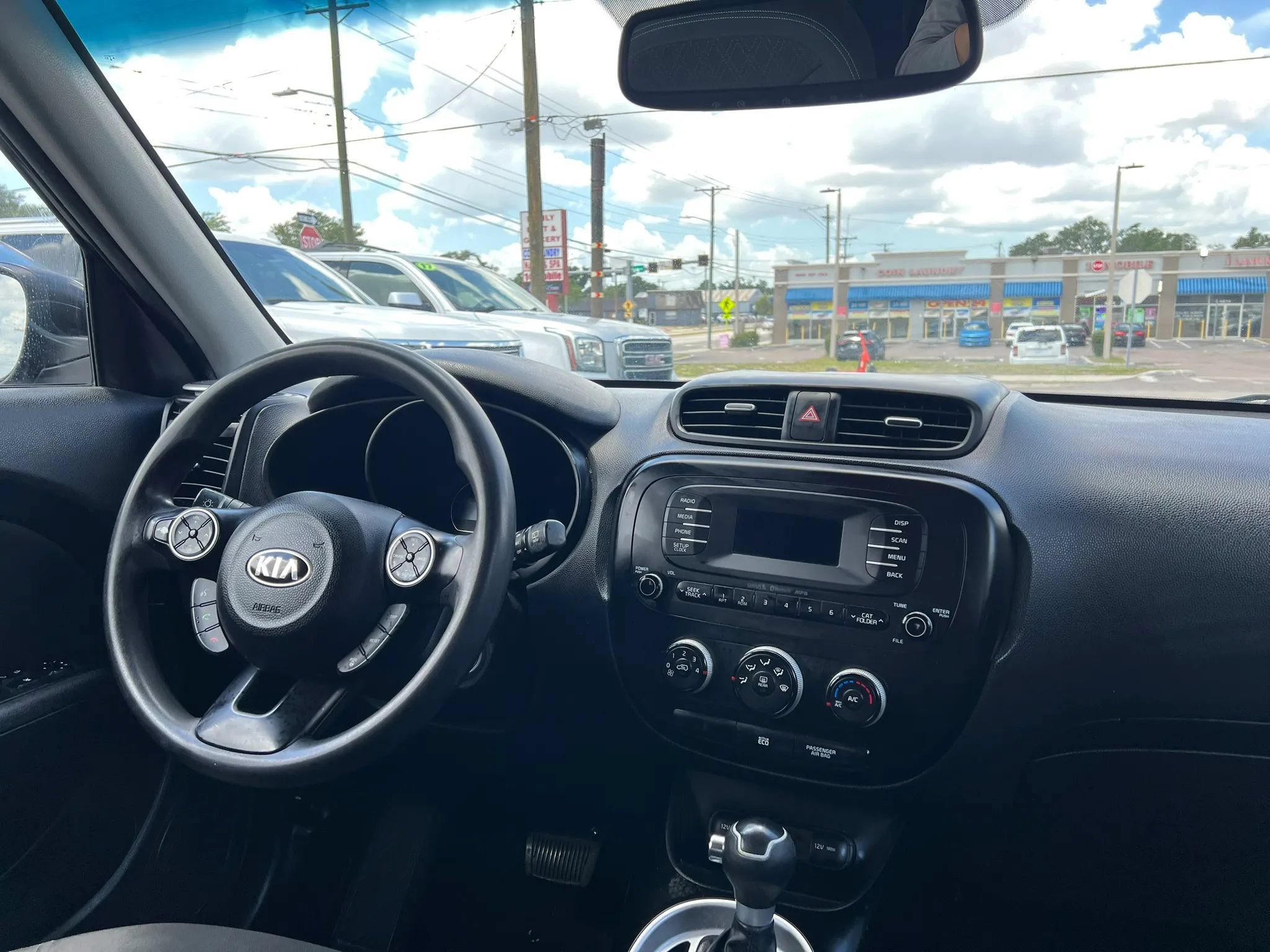 Used 2014 Kia Soul FWD image 13