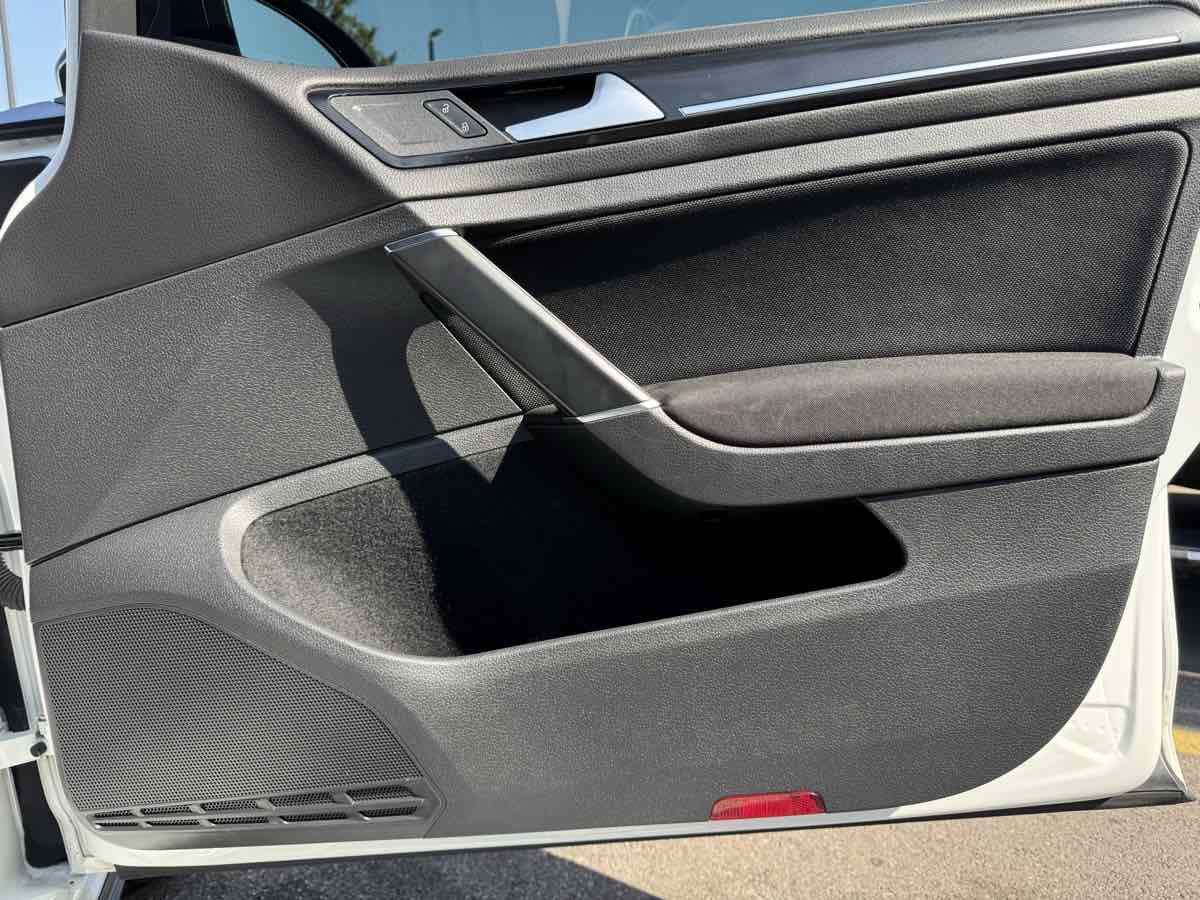 Used 2016 Volkswagen GTI S image 29