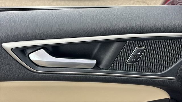 Used 2021 Ford Edge SEL w/ Convenience Package image 9