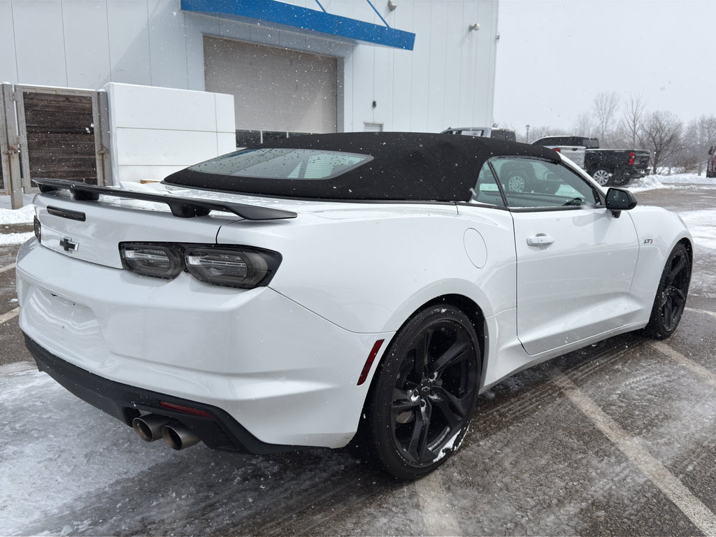 Used 2023 Chevrolet Camaro LT w/ RS Package image 5
