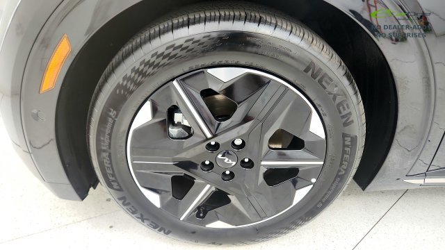 Used 2025 Kia EV6 Wind AWD/4WD image 80