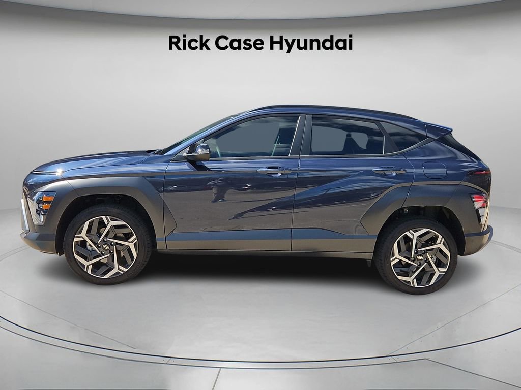 Used 2026 Hyundai Kona SEL Premium image 3