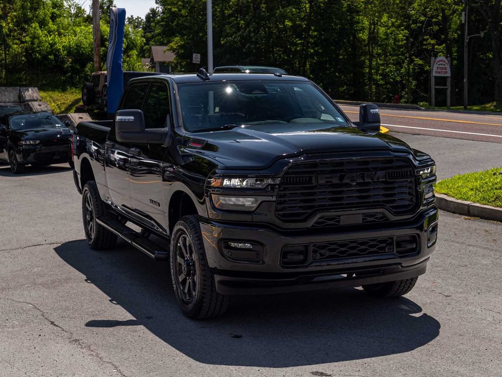 New 2026 RAM 2500 Big Horn AWD/4WD image 3