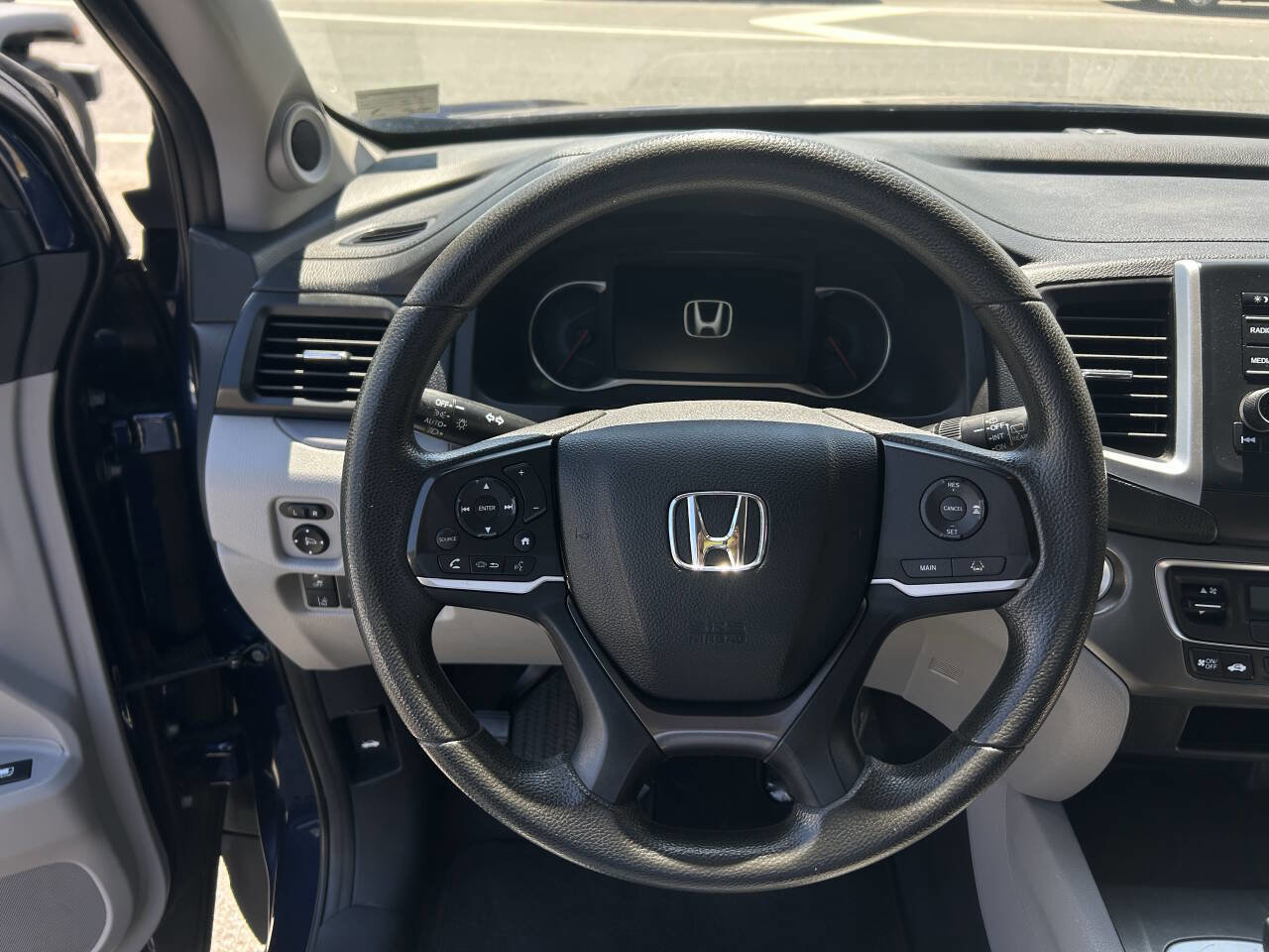 Used 2019 Honda Pilot LX image 10