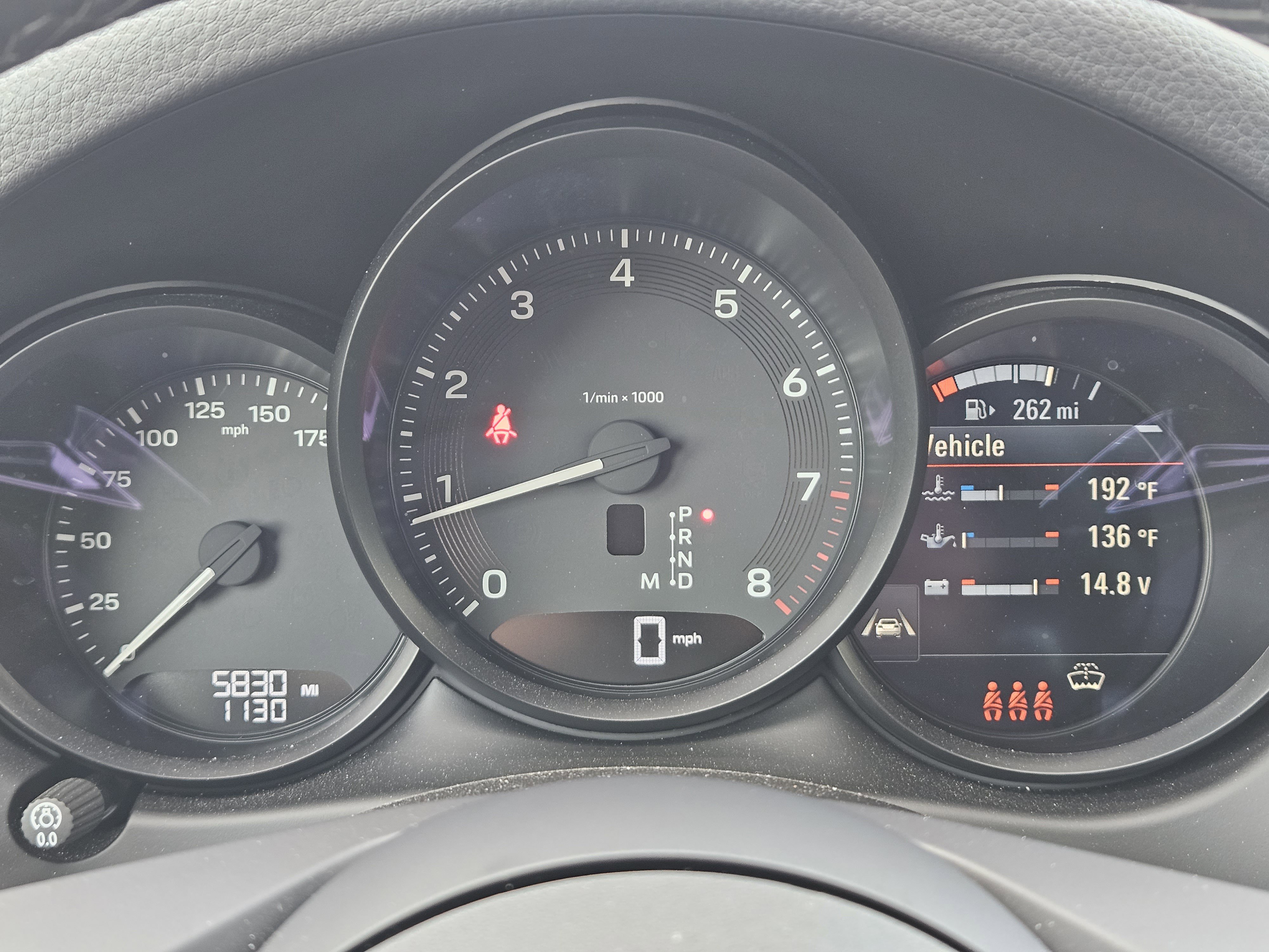 Certified 2025 Porsche Macan image 16