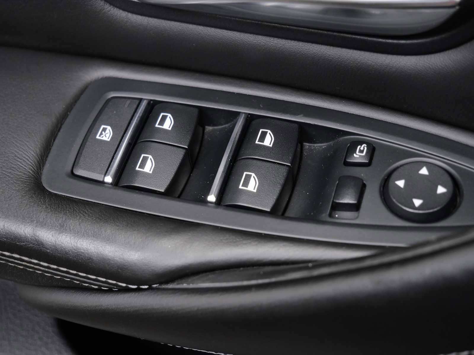 Used 2016 BMW M3 image 29