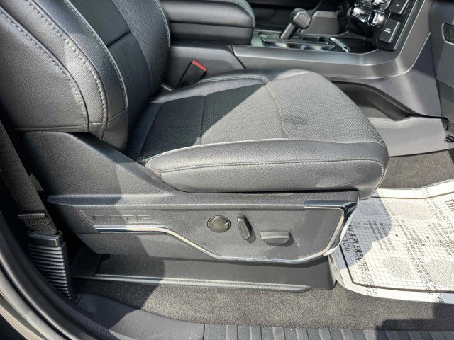 Used 2024 Ford F150 Lariat w/ FX4 Off-Road Package image 46