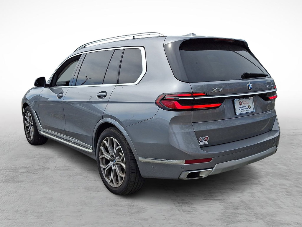 Used 2026 BMW X7 xDrive40i image 3