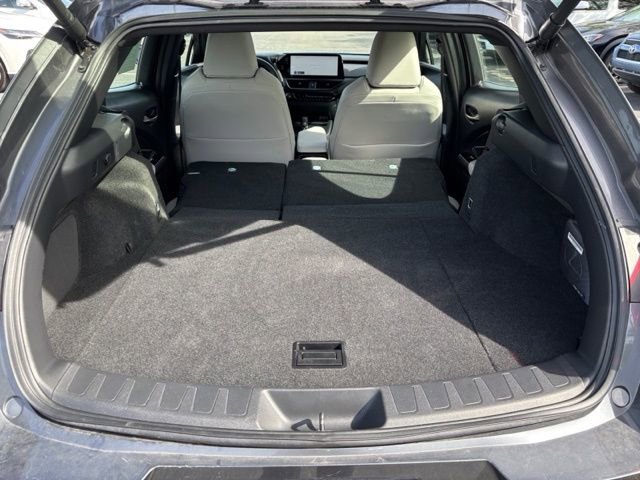 Used 2025 Lexus UX 300h FWD w/ Cold Area Package image 27