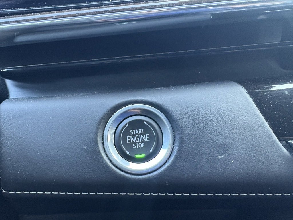 Used 2023 Cadillac Escalade Sport Platinum image 28