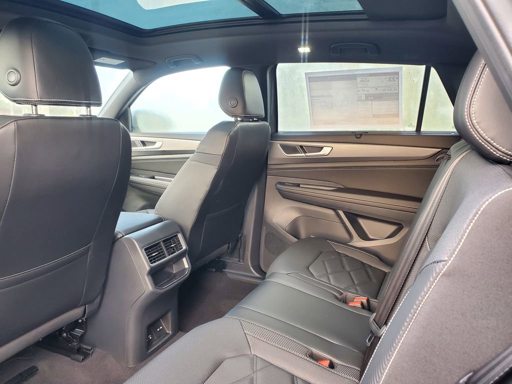 New 2026 Volkswagen Atlas Cross Sport SE image 5