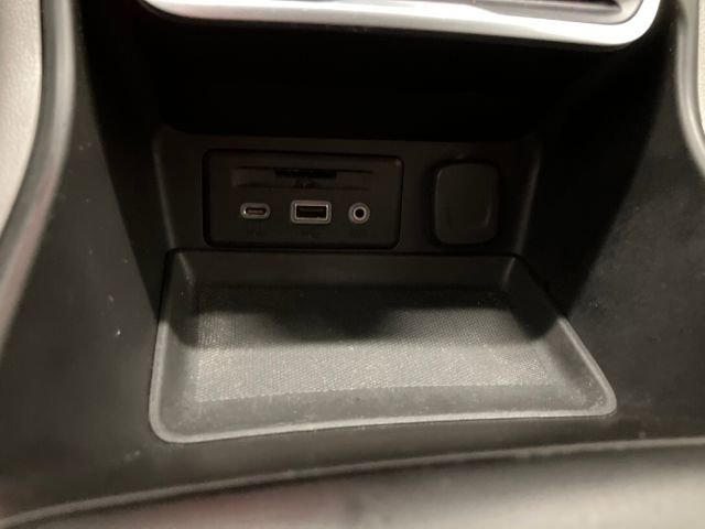 Used 2020 GMC Terrain SLT image 32