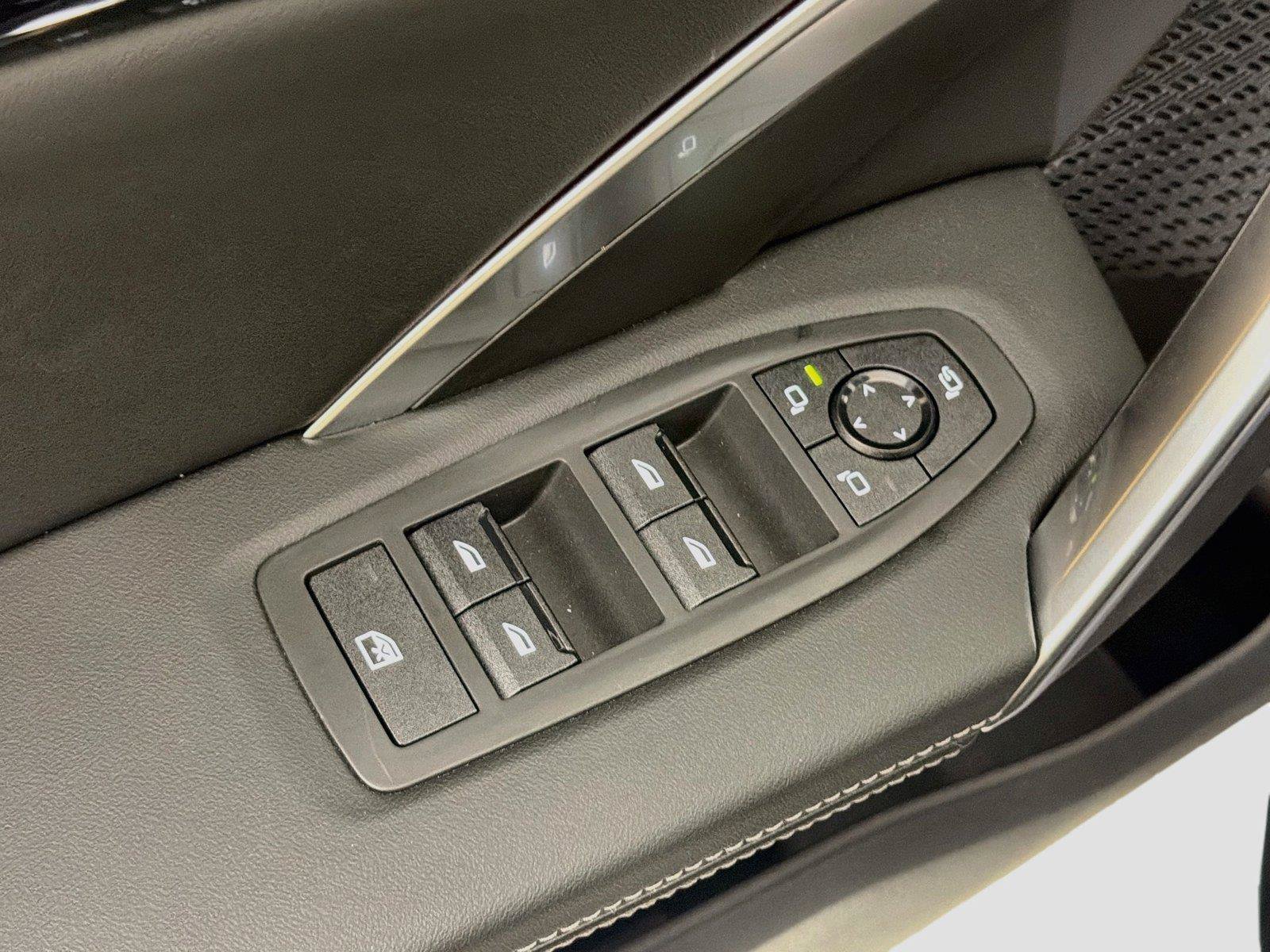 New 2027 BMW X2 xDrive28i AWD/4WD image 17