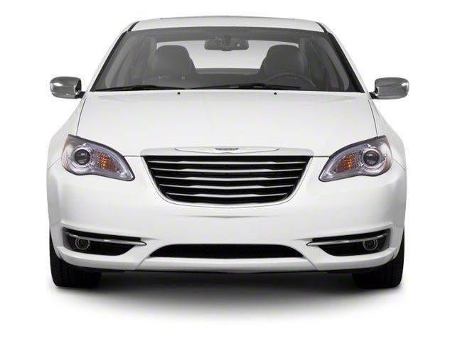 Used 2013 Chrysler 200 Touring FWD image 4