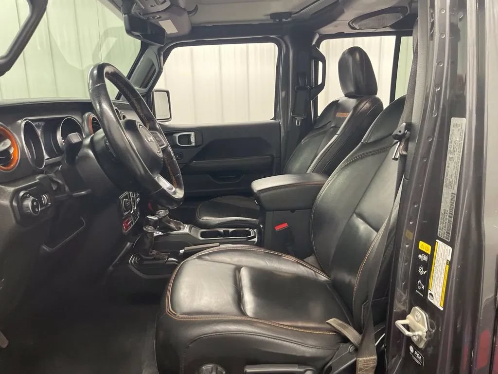 Used 2023 Jeep Gladiator Mojave w/ LED Lighting Group AWD/4WD image 12