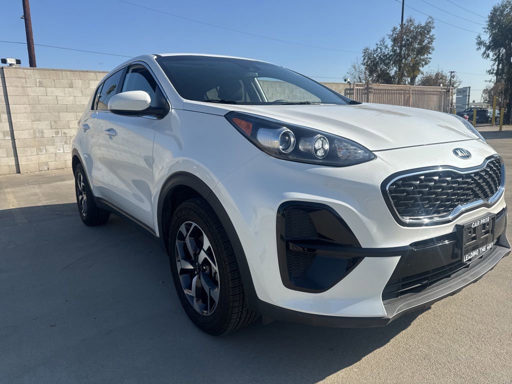 Used 2022 Kia Sportage LX image 7