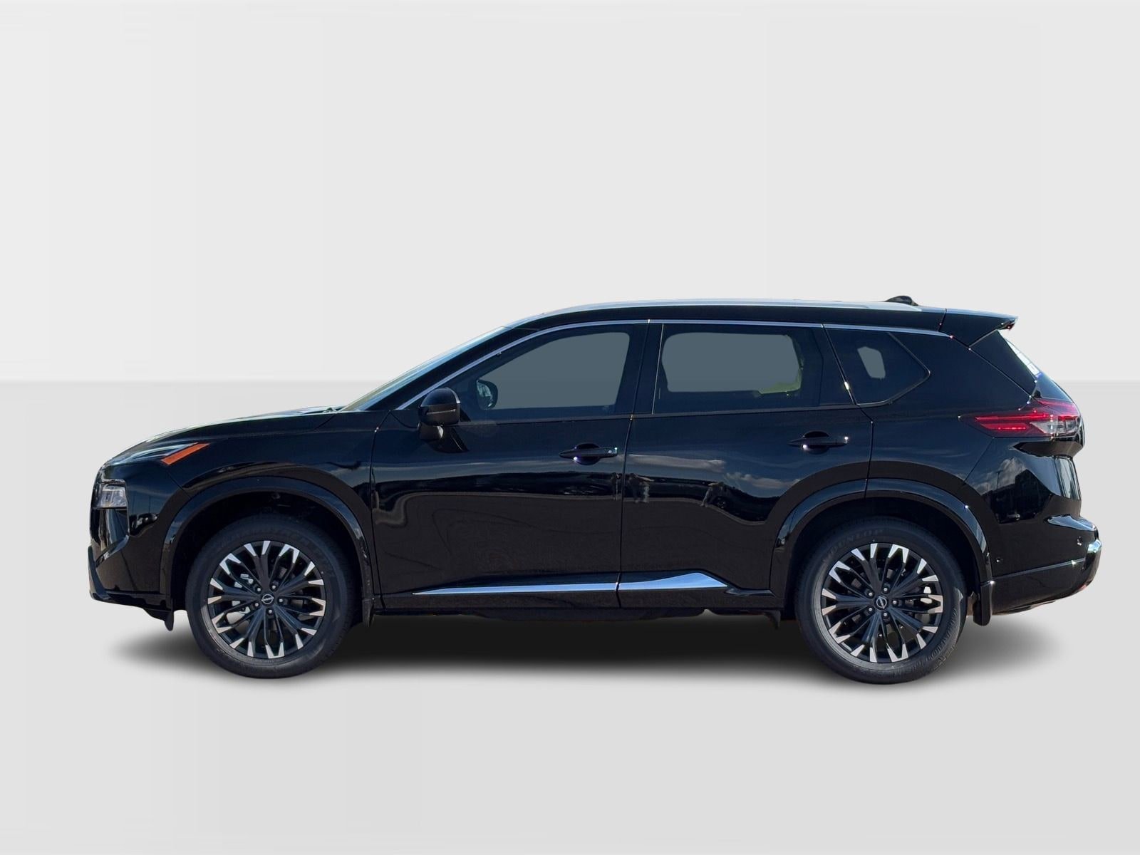New 2026 Nissan Rogue Platinum w/ Platinum Premium Package AWD/4WD image 2