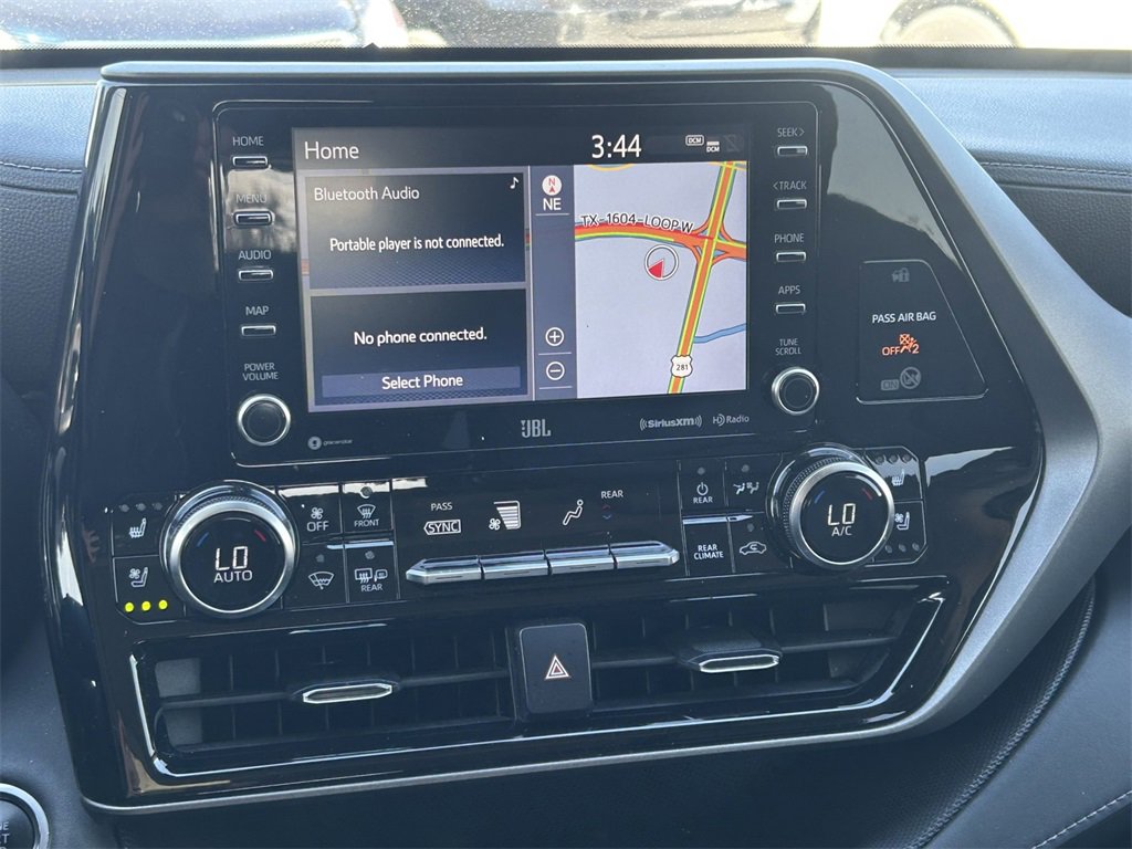 Used 2020 Toyota Highlander Limited image 22