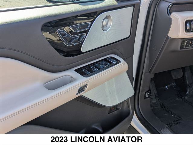 Used 2023 Lincoln Aviator Reserve w/ Equipment Group 201A image 11