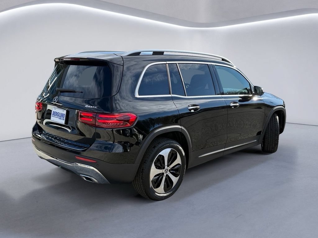 New 2026 Mercedes-Benz GLB 250 4MATIC image 4