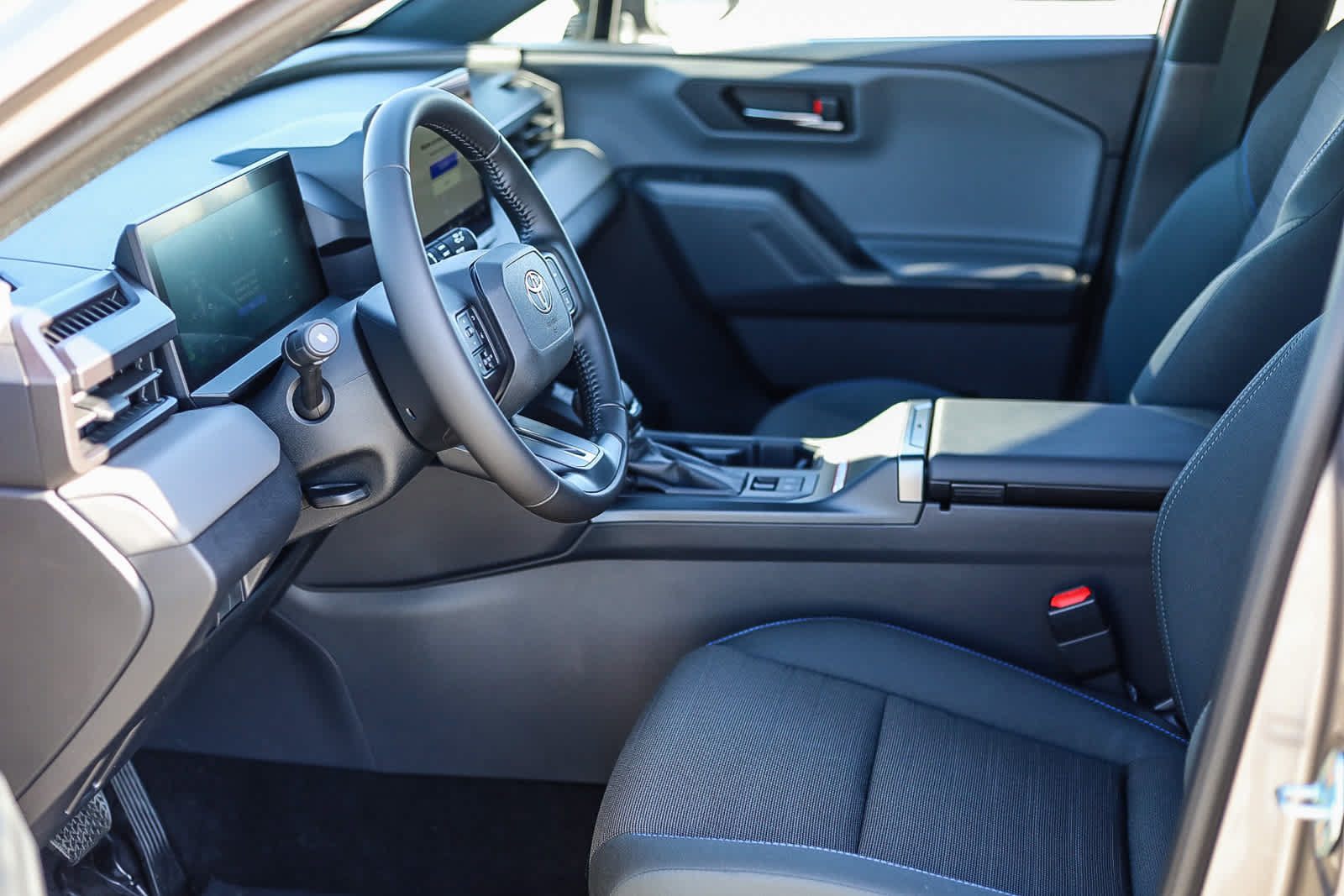 New 2026 Toyota RAV4 SE AWD/4WD image 19