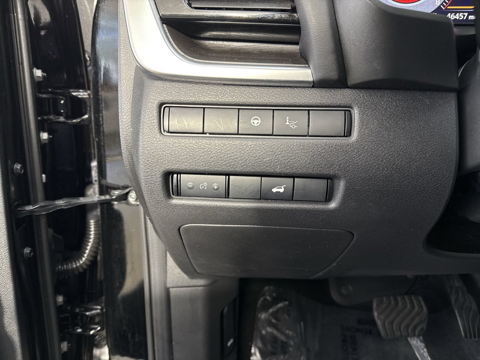 Certified 2023 Nissan Rogue Platinum w/ Platinum Premium Package AWD/4WD image 17