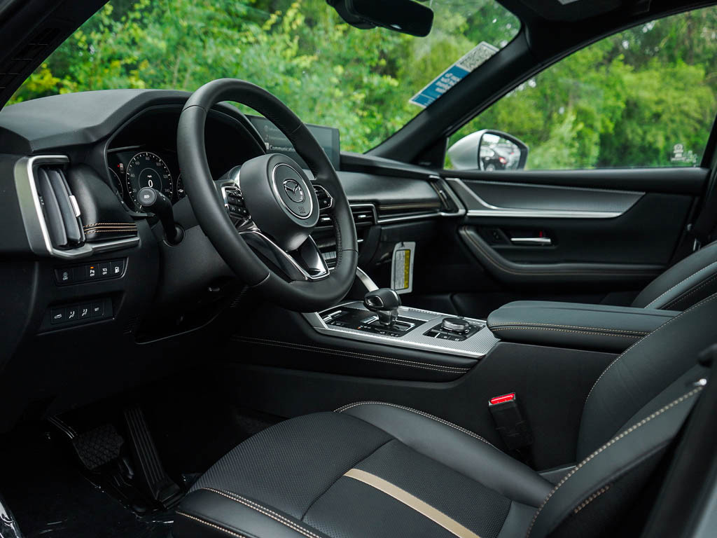 New 2025 MAZDA CX-90 Plug-In Hybrid w/ Premium Plus image 19