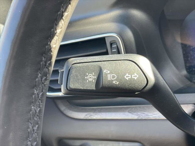 Used 2020 Ford Explorer Platinum w/ Premium Technology Package image 21