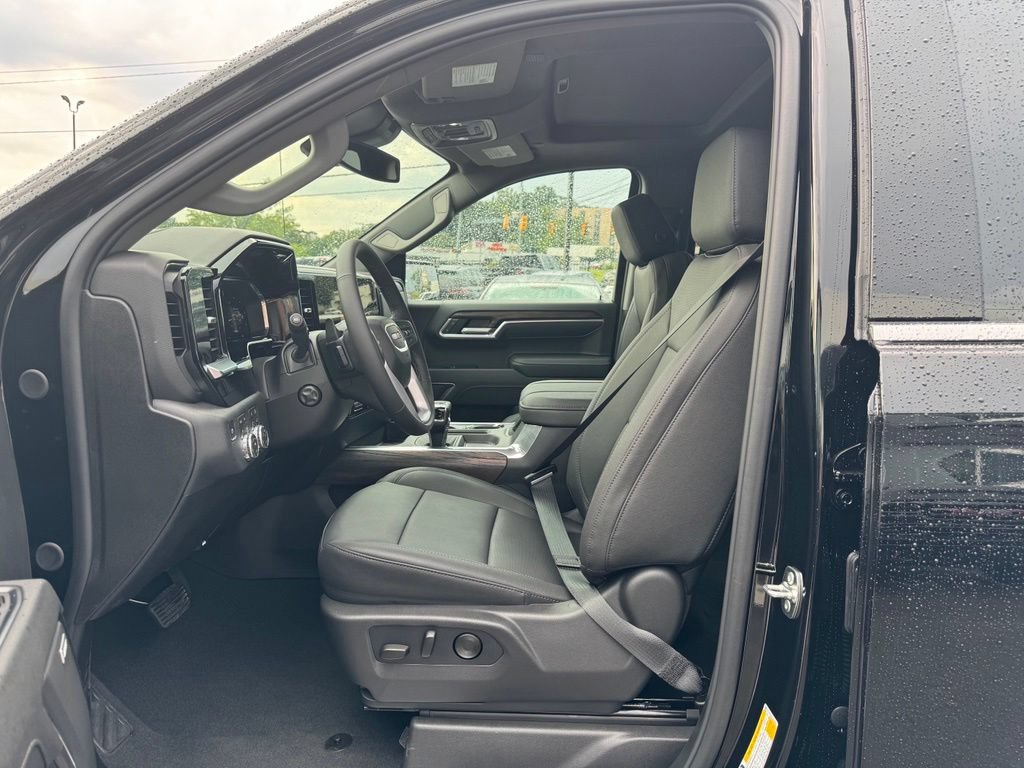 New 2026 GMC Sierra 1500 SLT w/ SLT Premium Plus Package AWD/4WD image 15