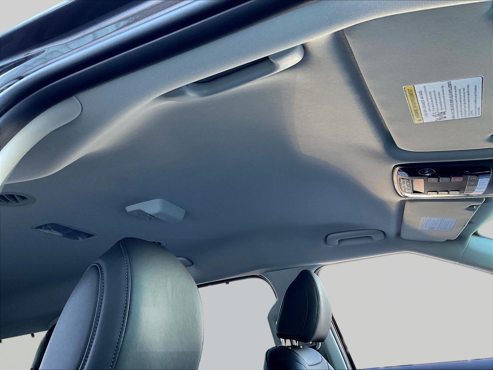 New 2027 Kia Carnival EX FWD image 13