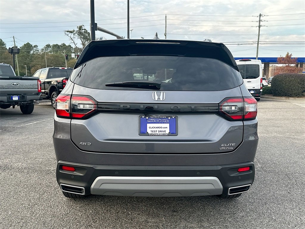 Used 2025 Honda Pilot Elite image 15