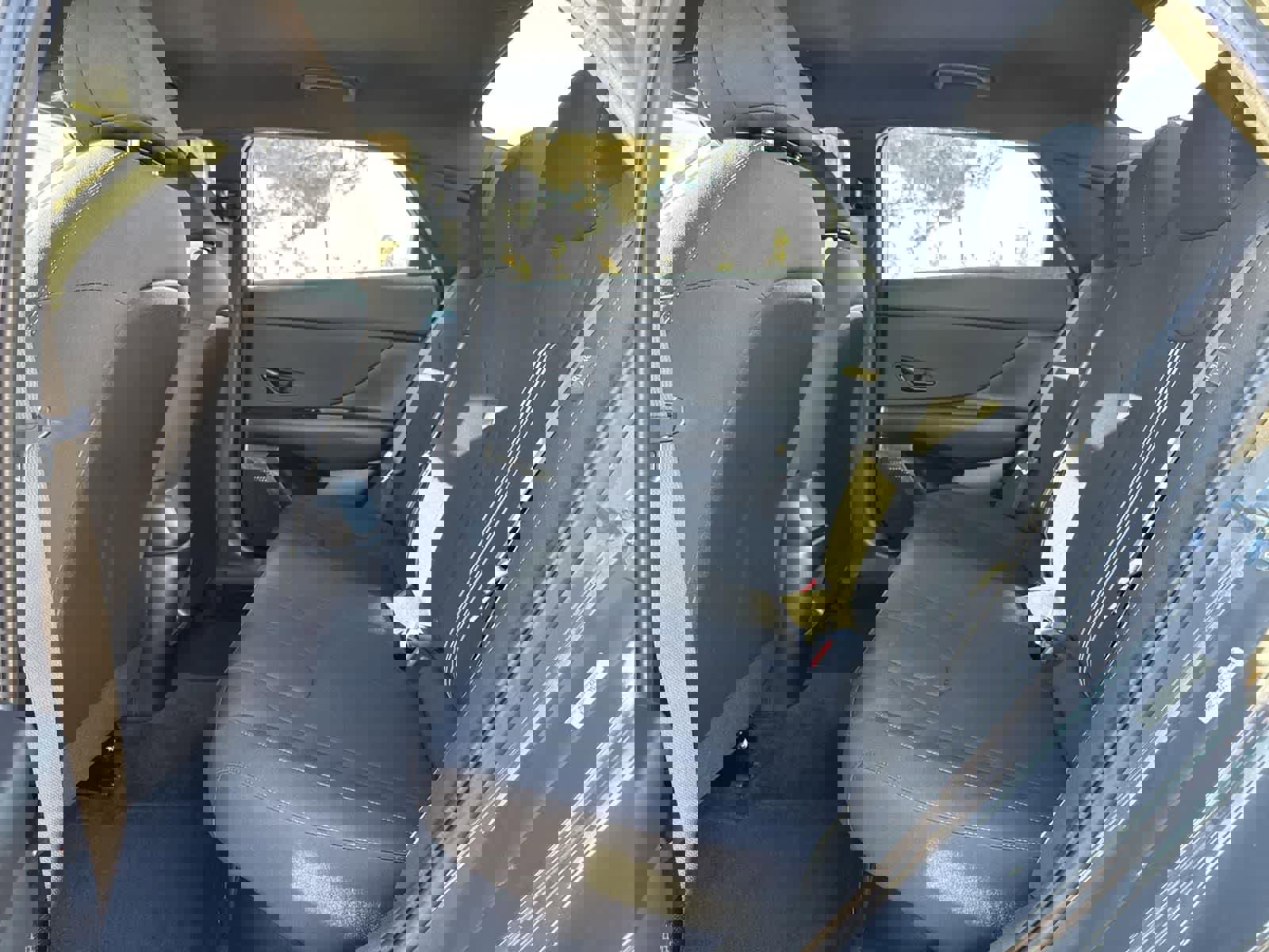 Certified 2025 Hyundai Elantra SEL image 25