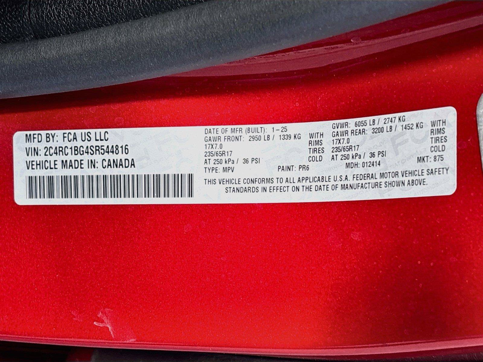 Used 2025 Chrysler Pacifica Select FWD image 31