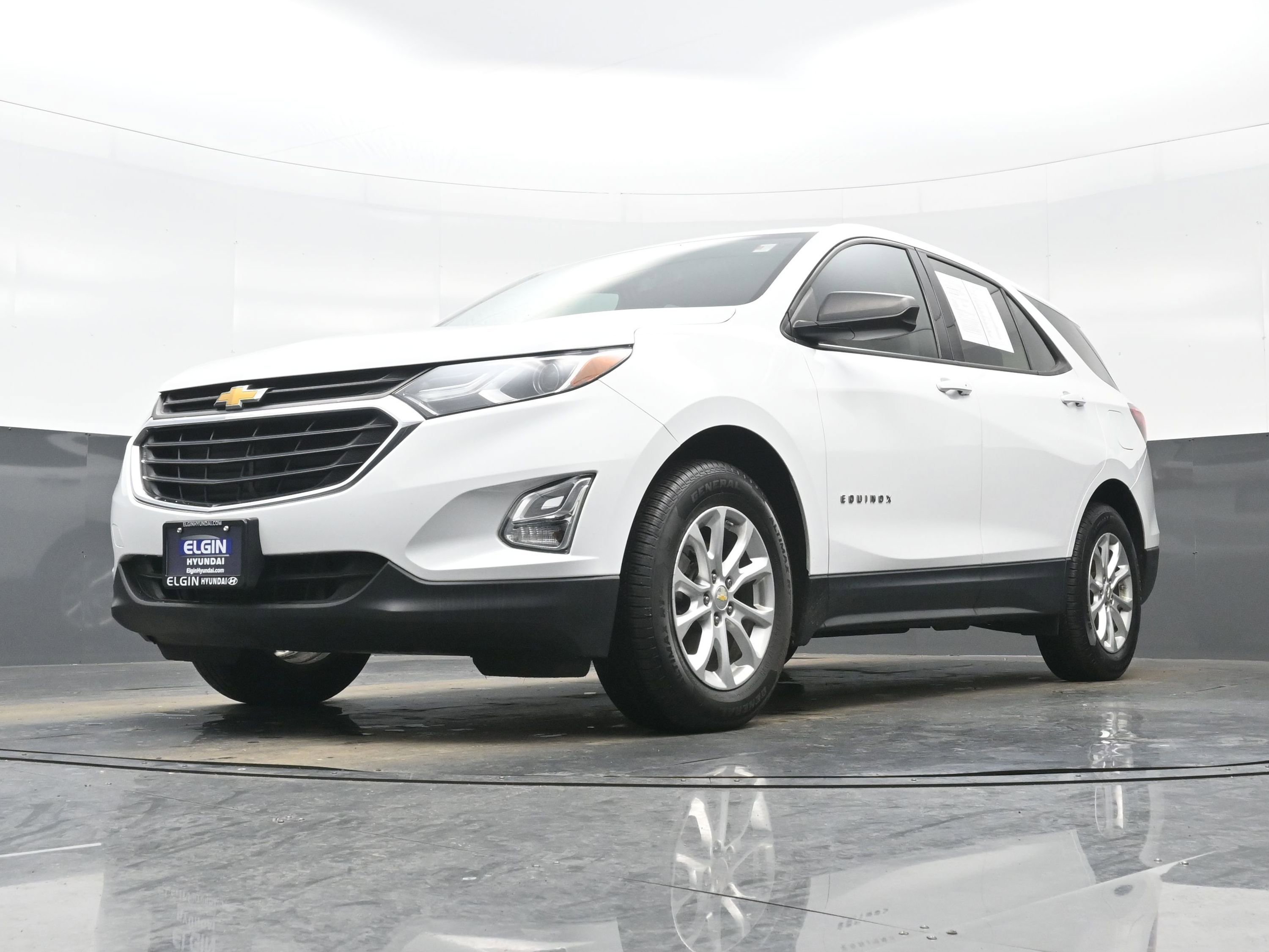 Used 2019 Chevrolet Equinox LS image 25