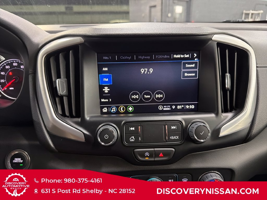 Used 2024 GMC Terrain SLT AWD/4WD image 18
