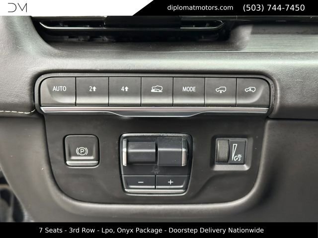 Used 2023 Cadillac Escalade ESV Sport Platinum w/ LPO, ONYX Package AWD/4WD image 29