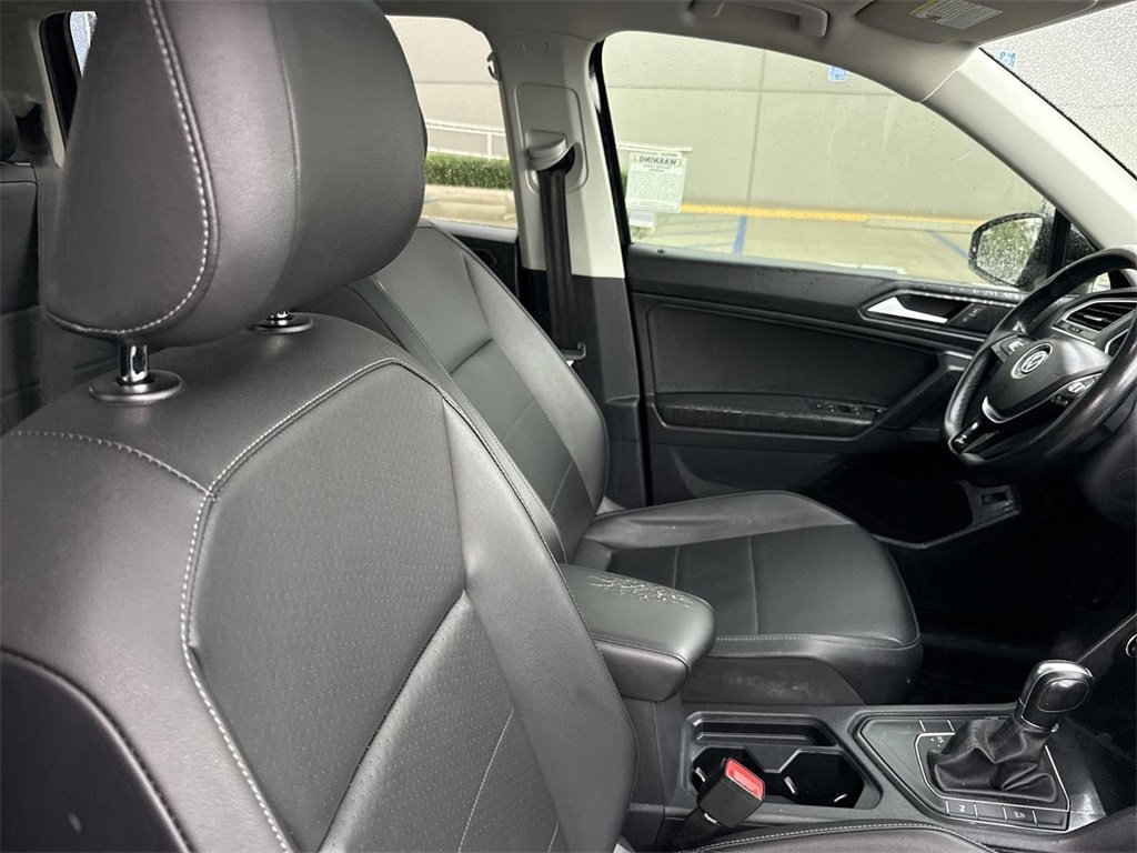 Used 2019 Volkswagen Tiguan SEL image 27