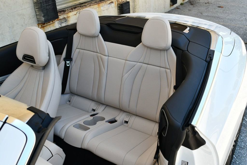 Used 2025 Mercedes-Benz CLE 450 4MATIC Cabriolet image 16