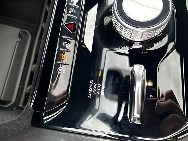 New 2024 Jeep Wagoneer 4WD w/ Premium Group I image 38